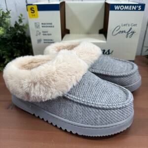 Dearfoams Women’s Memory Foam Grey Slippers Size S (5-6)